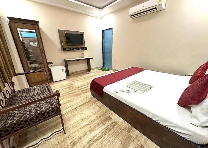 Deluxe King Room